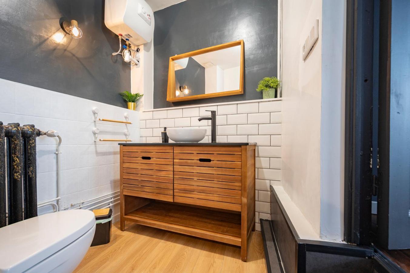 Appartement Spacieux Et Elegant Avec Jardin Montivilliers Kültér fotó